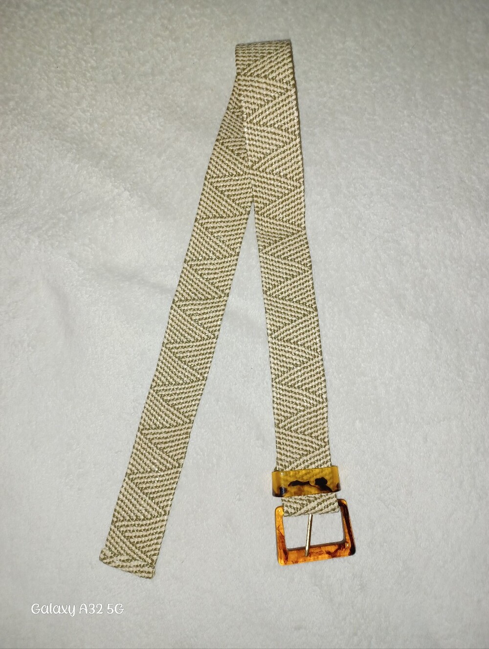 Woven Neutral Stretch Belt with Tortoiseshell Buckle